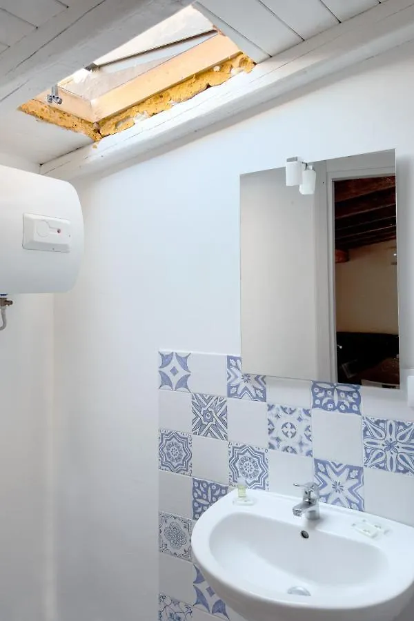 Scuderi House 2 Apartment Catania Italy