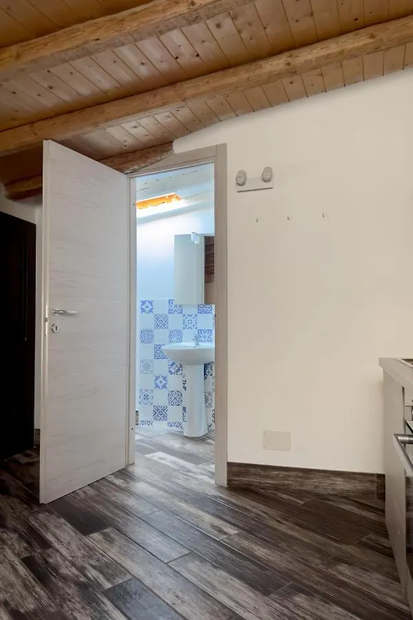 Scuderi House 2 Apartman Catania